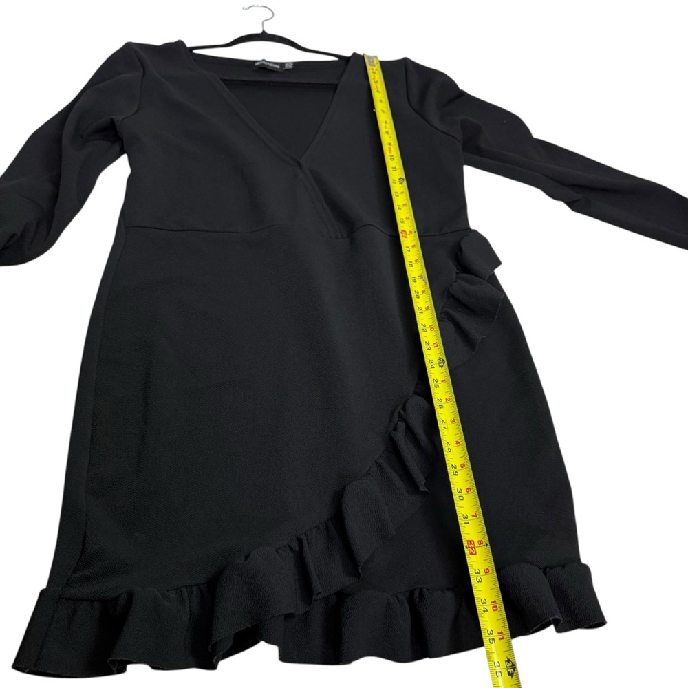 PrettyLittleThing l Black Asymmetrical Ruffled Wrap Dress Size 16 - Picture 5 of 10